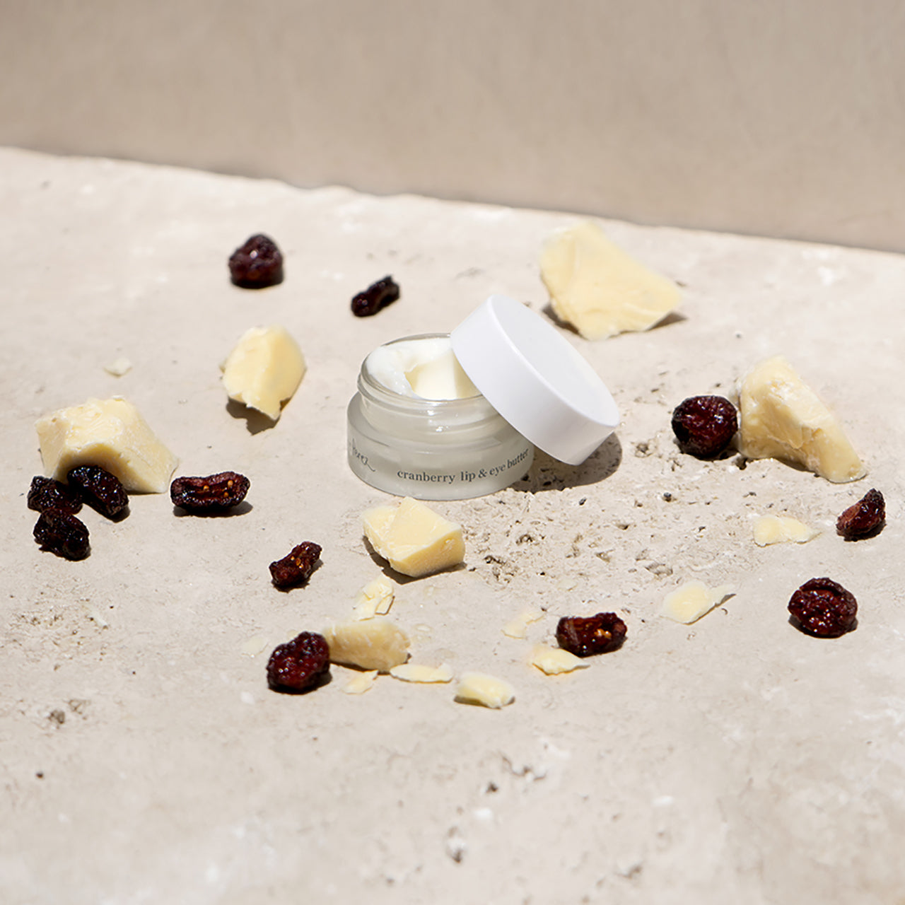 ere perez crema con arándano para labios y ojos